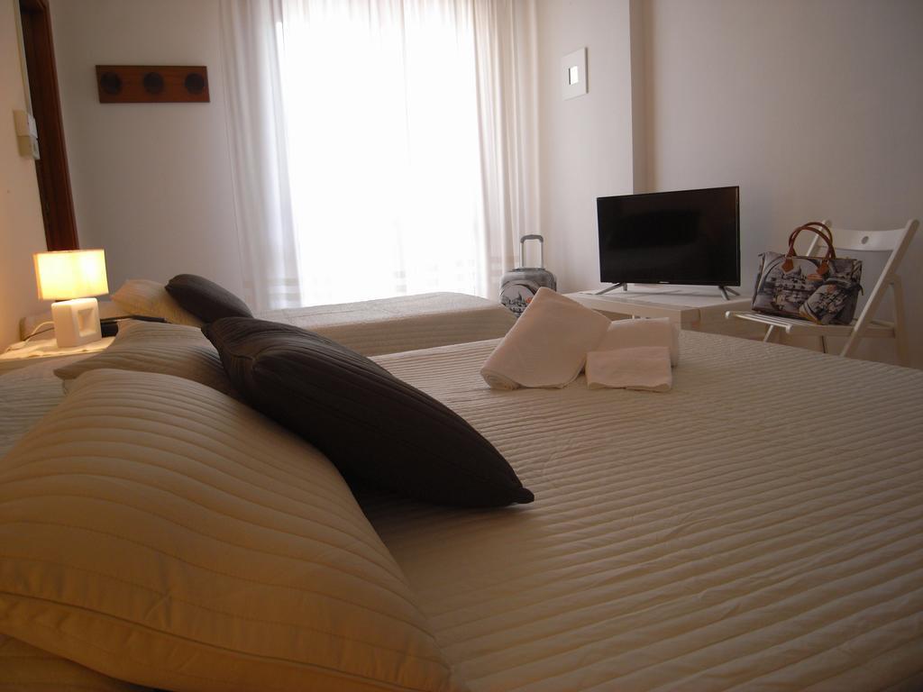 Hotel Moreri Grado Oda fotoğraf